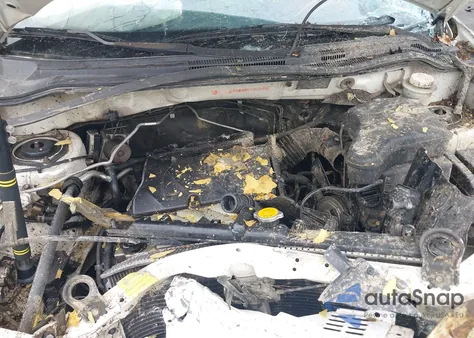 2004 Mitsubishi Outlander Xls z USA, uszkodzony, nr VIN JA4LZ41FX4U000643